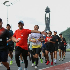 Race photo from FIRST SUNDAY RUN