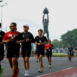 Race photo from FIRST SUNDAY RUN