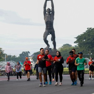 Race photo from FIRST SUNDAY RUN