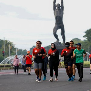 Race photo from FIRST SUNDAY RUN