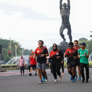 Race photo from FIRST SUNDAY RUN