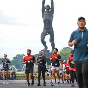 Race photo from FIRST SUNDAY RUN