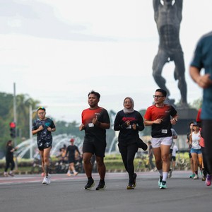 Race photo from FIRST SUNDAY RUN