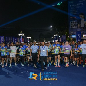 Race photo from SURABAYA ISOPLUS MARATHON 2026