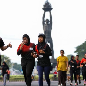 Race photo from FIRST SUNDAY RUN