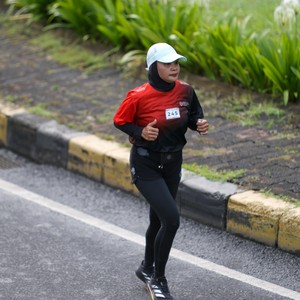 Race photo from FIRST SUNDAY RUN