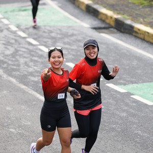 Race photo from FIRST SUNDAY RUN