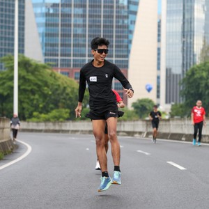 Race photo from FIRST SUNDAY RUN