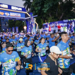 Race photo from SURABAYA ISOPLUS MARATHON 2026
