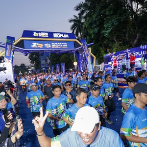 Race photo from SURABAYA ISOPLUS MARATHON 2026