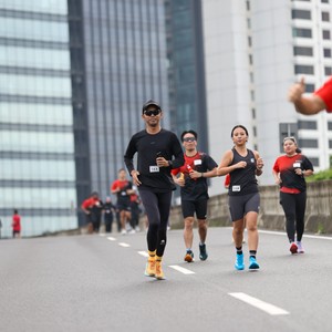 Race photo from FIRST SUNDAY RUN