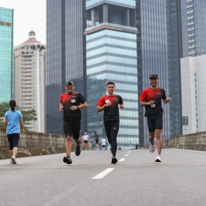 Race photo from FIRST SUNDAY RUN