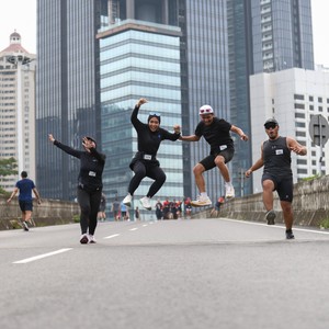 Race photo from FIRST SUNDAY RUN
