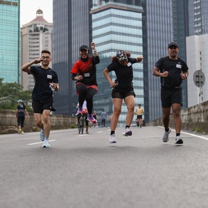 Race photo from FIRST SUNDAY RUN