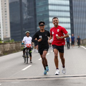 Race photo from FIRST SUNDAY RUN
