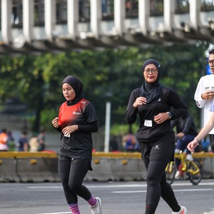 Race photo from FIRST SUNDAY RUN