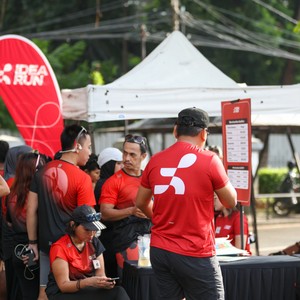 Race photo from FIRST SUNDAY RUN