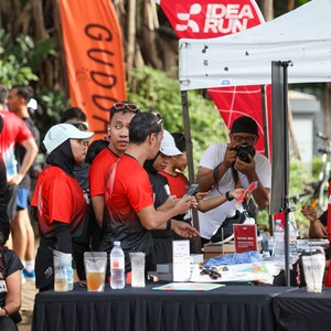 Race photo from FIRST SUNDAY RUN