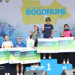 Race photo from BOGORUN 2026