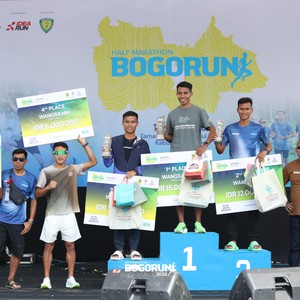 Race photo from BOGORUN 2026