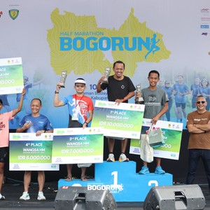 Race photo from BOGORUN 2026