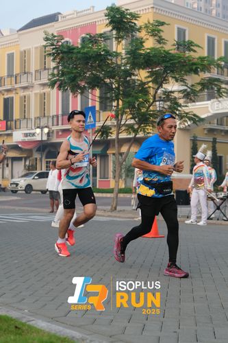 Race photo from ISOPLUS RUN 2025 - JAKARTA