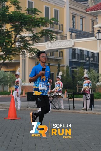 Race photo from ISOPLUS RUN 2025 - JAKARTA