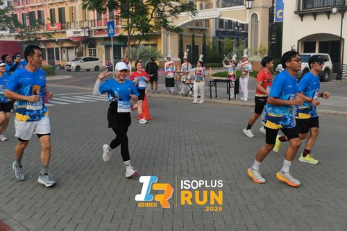 Race photo from ISOPLUS RUN 2025 - JAKARTA
