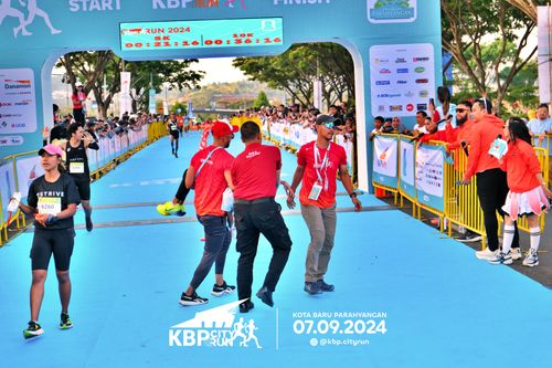 Race photo from KBP City Run 2024