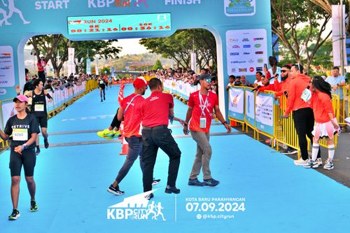Race photo from KBP City Run 2024
