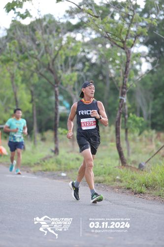 Race photo from Arutmin Borneo Run 2024
