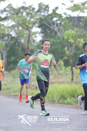 Race photo from Arutmin Borneo Run 2024