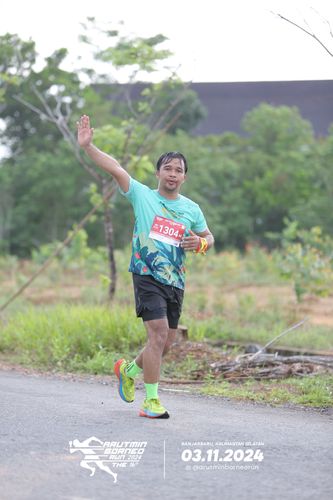 Race photo from Arutmin Borneo Run 2024