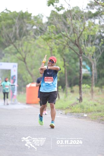 Race photo from Arutmin Borneo Run 2024