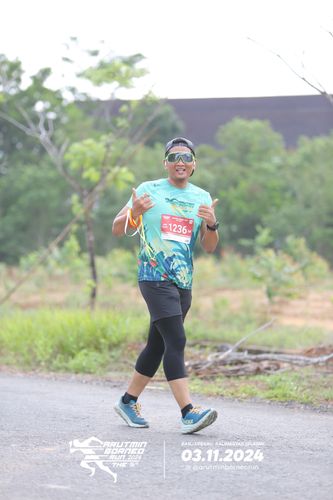 Race photo from Arutmin Borneo Run 2024