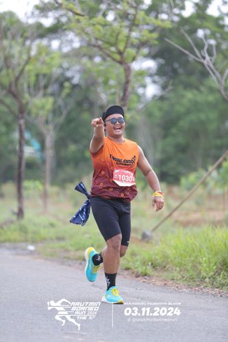 Race photo from Arutmin Borneo Run 2024