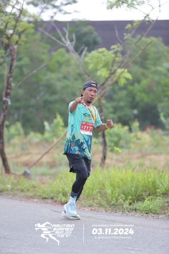 Race photo from Arutmin Borneo Run 2024