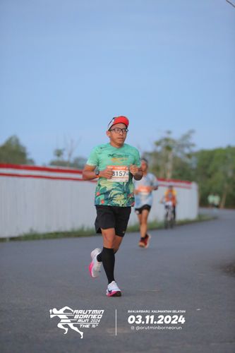 Race photo from Arutmin Borneo Run 2024