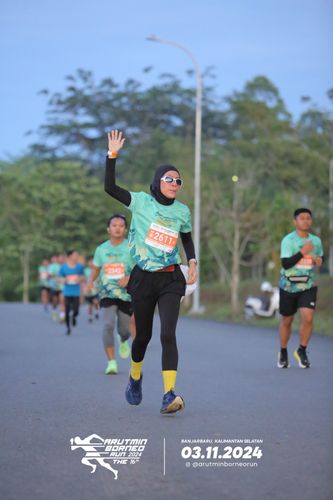 Race photo from Arutmin Borneo Run 2024