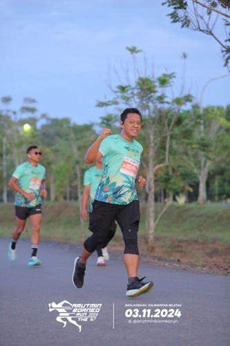Race photo from Arutmin Borneo Run 2024
