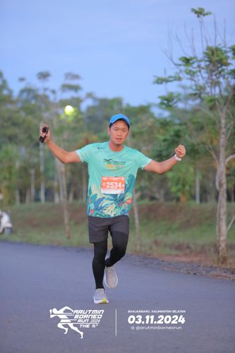 Race photo from Arutmin Borneo Run 2024