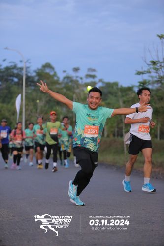 Race photo from Arutmin Borneo Run 2024