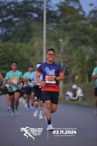 Race photo from Arutmin Borneo Run 2024