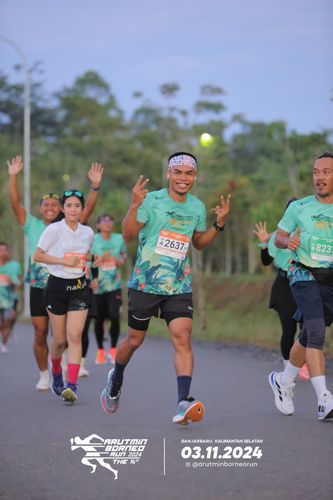 Race photo from Arutmin Borneo Run 2024