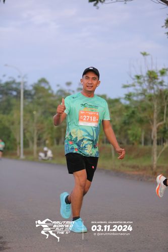 Race photo from Arutmin Borneo Run 2024
