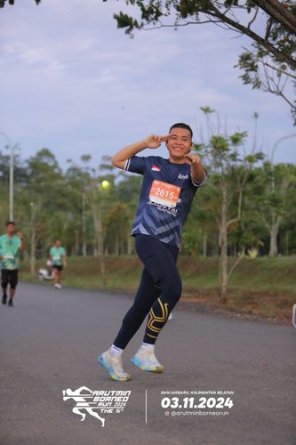 Race photo from Arutmin Borneo Run 2024