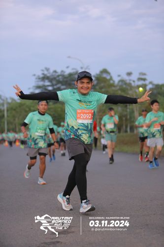 Race photo from Arutmin Borneo Run 2024