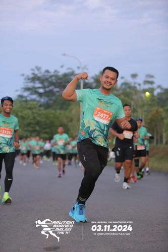 Race photo from Arutmin Borneo Run 2024