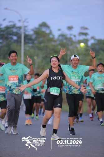 Race photo from Arutmin Borneo Run 2024