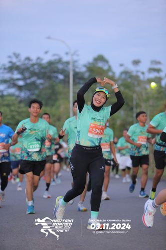 Race photo from Arutmin Borneo Run 2024